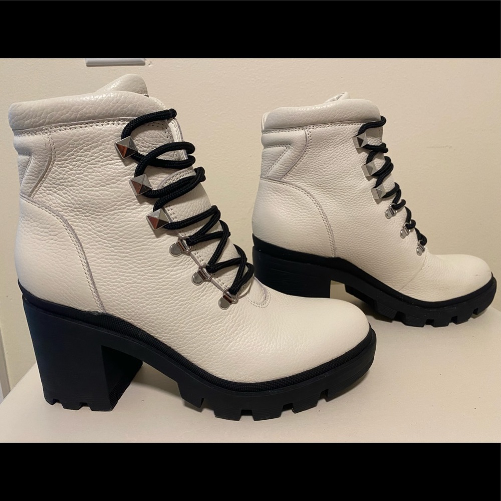 Marc Fisher white booties! Size 7.5 and only worn once!